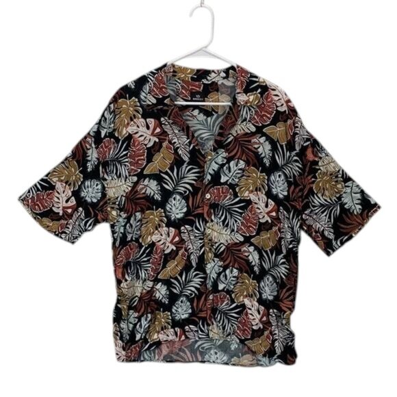 Breezy Men’s Size Large Hawaiian Shirt Short Sleeve Tropical Button Front Casual - Picture 1 of 12